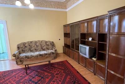Casă cu 3 camere în Ultracentral