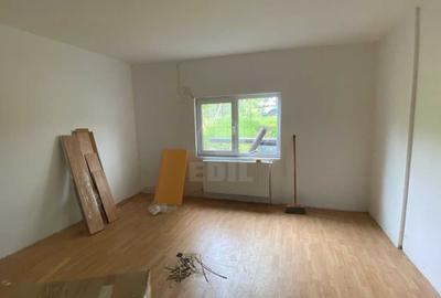 Garsonieră decomandată în Dâmbul Rotund