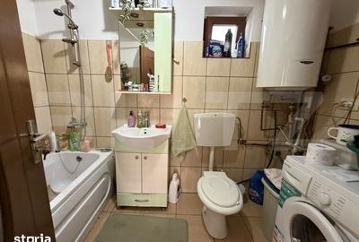 Casă cu 2 camere cu Teren 1600 Mp în Meseșenii de Jos