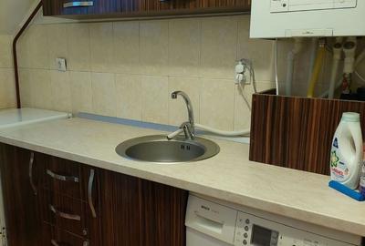 Garsonieră decomandată în Central