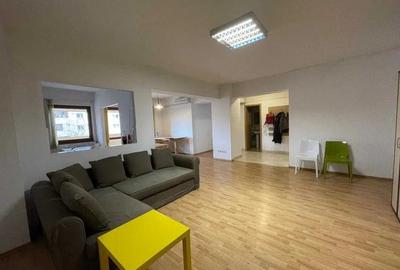 Apartament cu 3 camere decomandat, mobilat în Mărăști