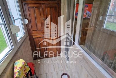 Apartament cu 3 camere semidecomandat în Govândari