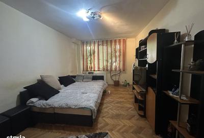 Apartament cu 3 camere decomandat în Nord