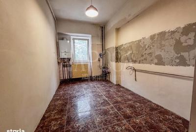 Apartament cu 3 camere decomandat în Mărăști