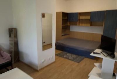 Garsonieră decomandată în Drumul Taberei