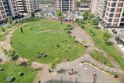 Apartament cu 3 camere semidecomandat în Central