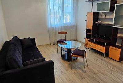 Apartament cu 2 camere decomandat în Canta
