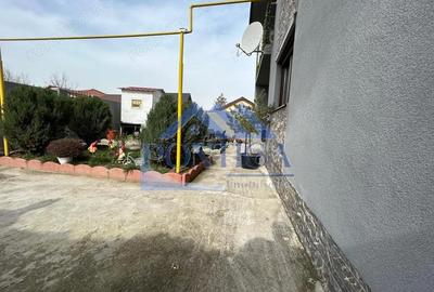 Casă cu Canalizare în Central - 3