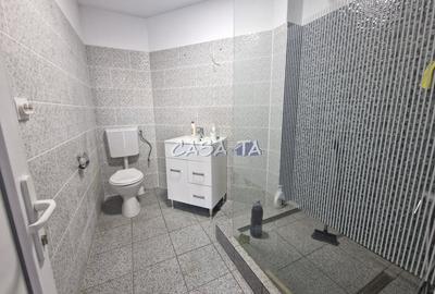 Spațiu comercial, de 300 mp, în 1 Mai - 10