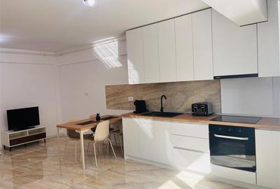 Apartament cu 2 camere semidecomandat, mobilat în Calea București