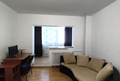 Apartament cu 2 camere decomandat în 13 Septembrie