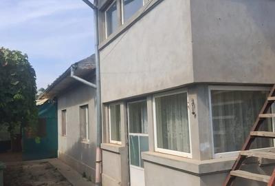 Casă cu 6 camere în Buturugeni - 9
