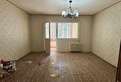Apartament cu 3 camere decomandat în Drumul Taberei - 3