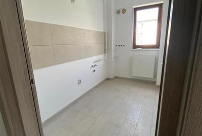 Apartament cu 2 camere decomandat în Bucium - 3