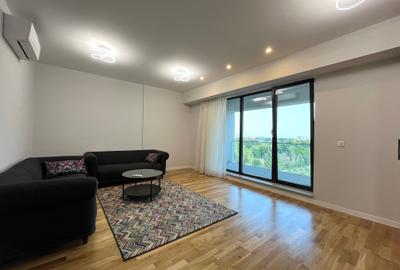 Apartament cu 3 camere decomandat în P-ta Presei Libere