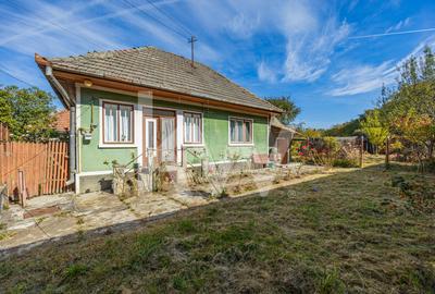 Casă individuală cu 2 camere cu Canalizare în Săcele