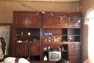 Casă cu 6 camere cu Teren 1000 Mp în Hotărani - 2