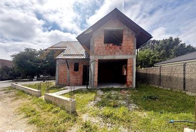 Casă cu 3 camere în Recea