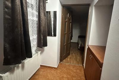 Garsonieră decomandată în Mehala