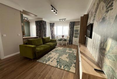 Apartament cu 2 camere semidecomandat, mobilat în Mihai Viteazul