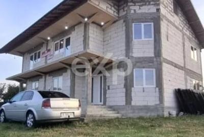 Casă individuală cu 8 camere cu Teren 200000 Mp în Exterior Vest - 4