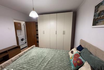 Apartament cu 3 camere decomandat, mobilat în Apărătorii Patriei - 1