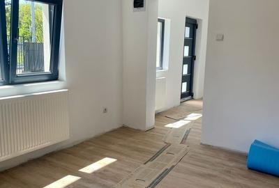 Casă cu 2 camere cu Teren 400 Mp în Mărgineni - 3