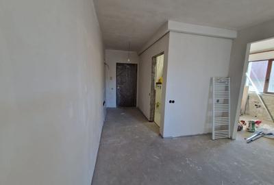 Apartament cu 3 camere semidecomandat în Florești - 4