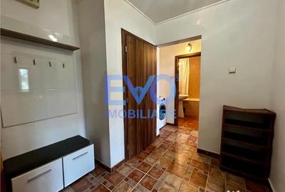 Apartament cu 2 camere decomandat în Central - 2