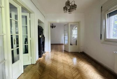 Apartament cu 4 camere în Dorobanți