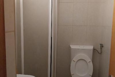 Apartament cu 4 camere semidecomandat în Iancului
