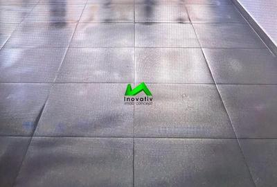 Spațiu comercial, de 25 mp, în Central