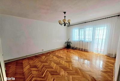 Apartament cu 4 camere decomandat în Băceni - 7