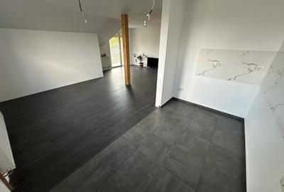 Casă individuală cu 5 camere cu Canalizare în Nord - 39