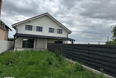 Casă cu 4 camere în Remetea Mare - 7