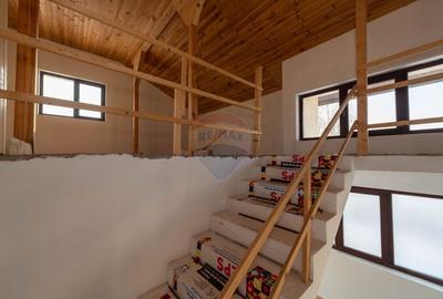 Casă individuală cu 9 camere cu Teren 400 Mp în Est - 28