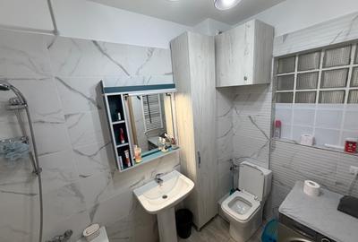 Apartament cu 2 camere decomandat în Runcu - 2