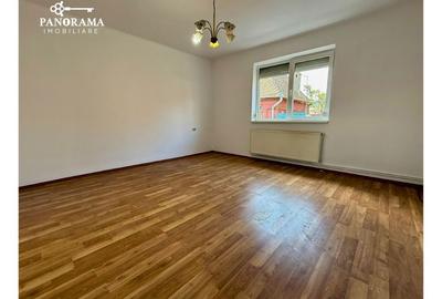 Casă cu 4 camere decomandat cu Canalizare în Central - 3