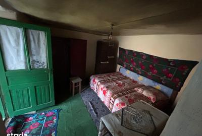 Casă cu 3 camere cu Teren 810 Mp în Năsturelu