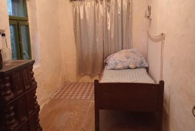 Casă cu 4 camere în Iermata