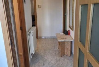 Apartament cu 3 camere decomandat în Exterior Nord - 1