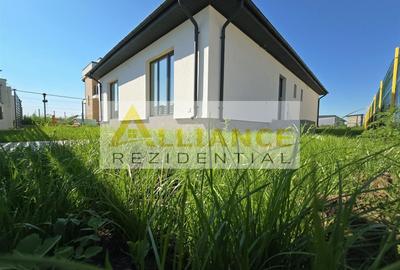 Casă cu 4 camere cu Canalizare în Berceni