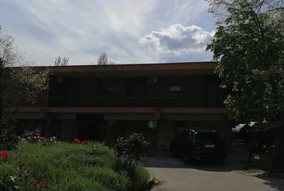 Casă individuală cu 12 camere cu Teren 1000 Mp în Central - 10