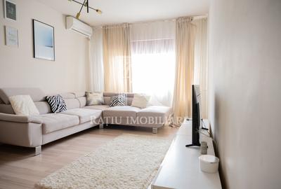 Apartament cu 3 camere decomandat, mobilat în Decebal