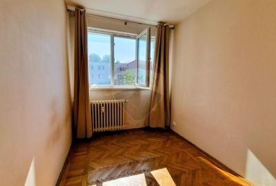 Apartament cu 3 camere semidecomandat, mobilat în Titan - 9