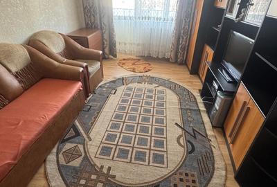 Apartament cu 3 camere decomandat în George Enescu