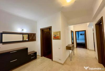 Apartament cu 3 camere semidecomandat în Bucureștii Noi