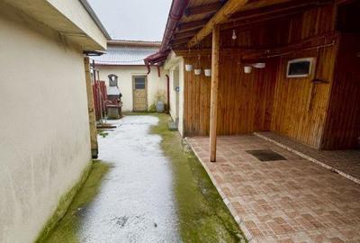 Casă cu 4 camere în Central - 8