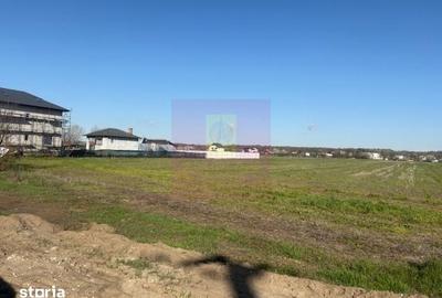 Teren de 4000 mp, în Clinceni