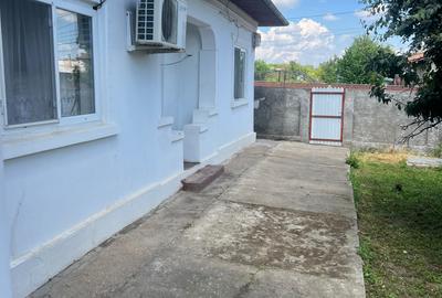 Casă cu 4 camere în Slobozia - 1